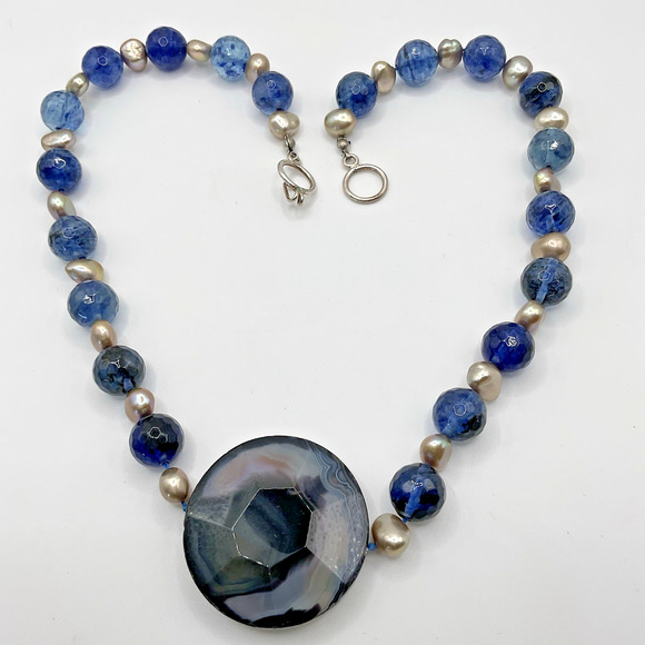 Blue Art Glass & Pearl Bead Necklace 18” • Round Agate Centerpiece • Boho READ - Picture 1 of 11